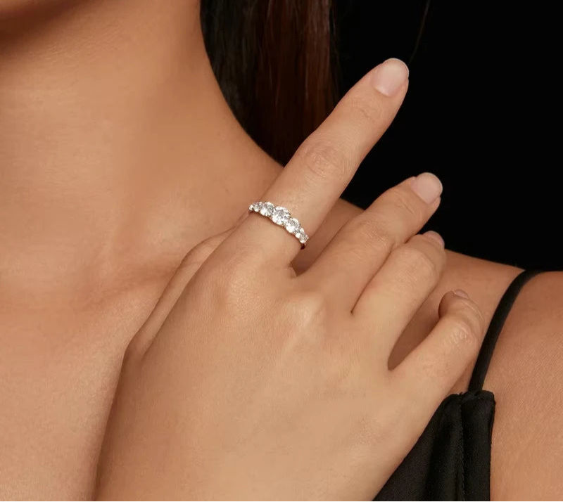 D Color VVS1 Moissanite Ring for Women – 925 Sterling Silver Engagement & Wedding Jewelry.